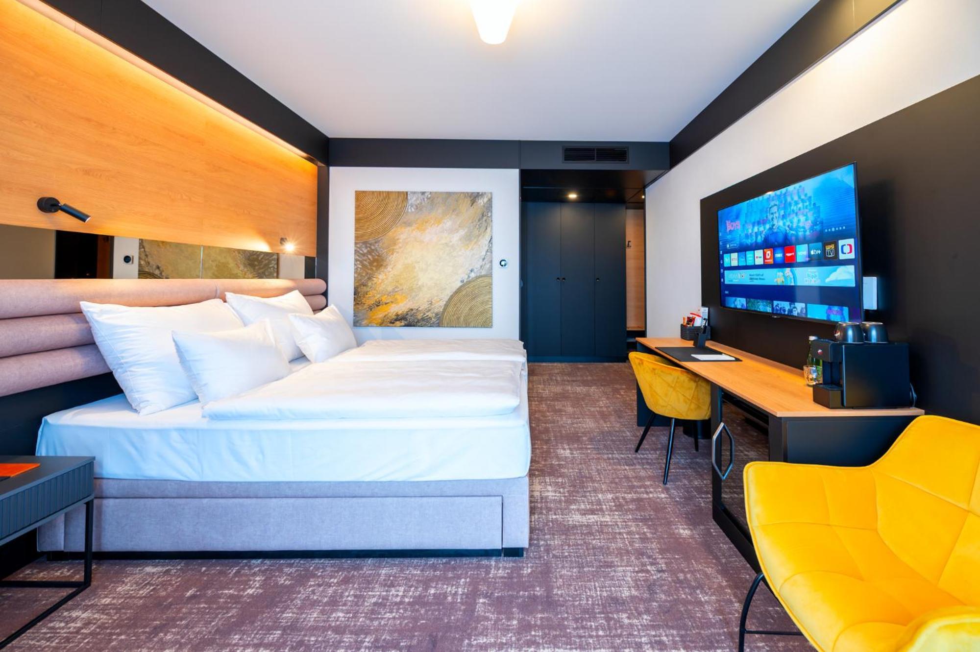 Hotel Nobilis - Mlada Boleslav Bradlec  ภายนอก รูปภาพ
