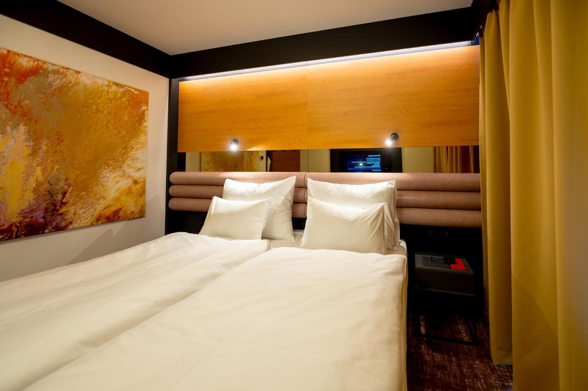 Hotel Nobilis - Mlada Boleslav Bradlec  ภายนอก รูปภาพ