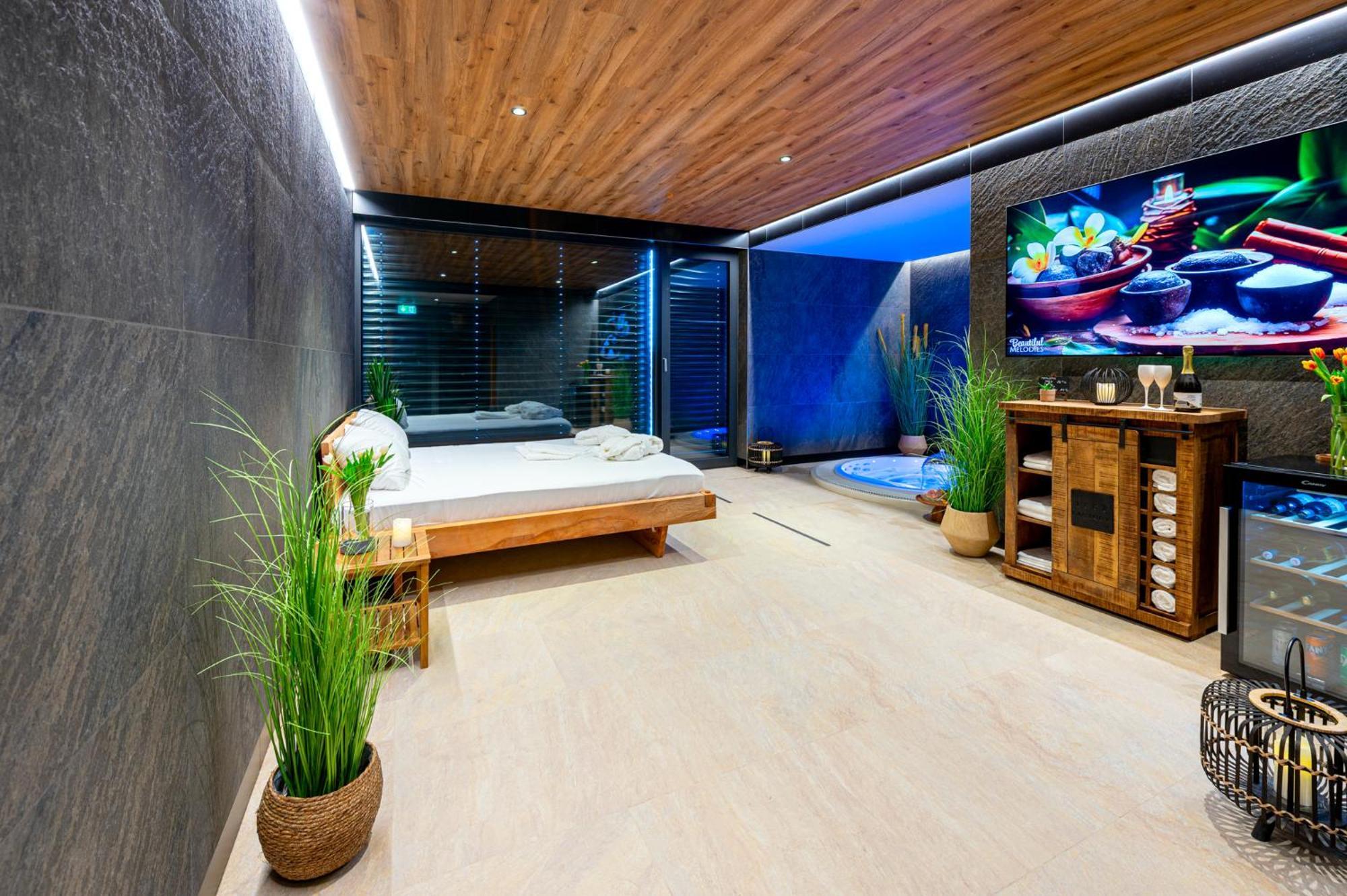 Hotel Nobilis - Mlada Boleslav Bradlec  ภายนอก รูปภาพ